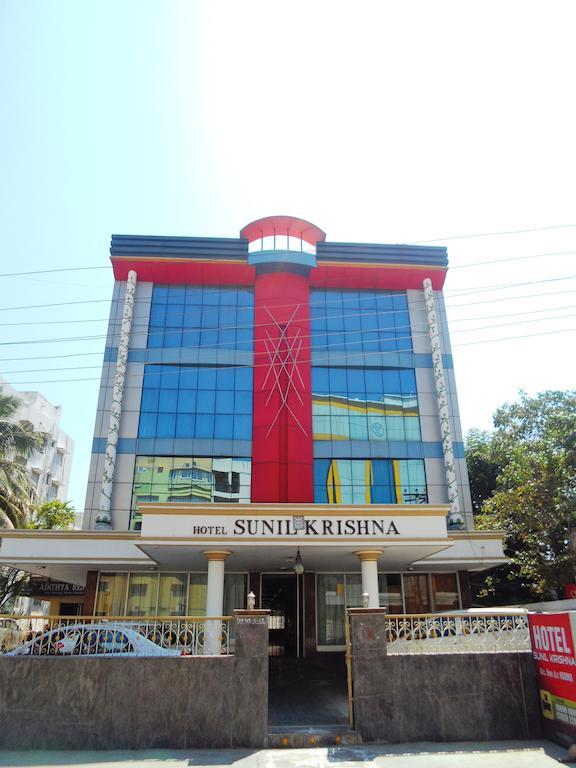 Hotel Sunilkrishna Tirupati Kültér fotó