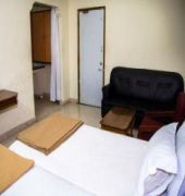 Hotel Sunilkrishna Tirupati Kültér fotó